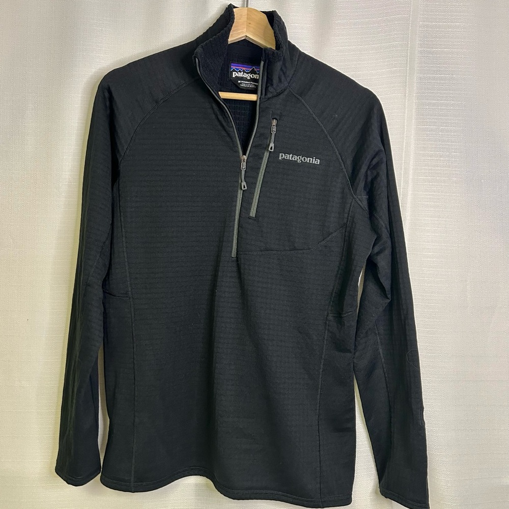 Patagonia Women’s R1 Pullover Black